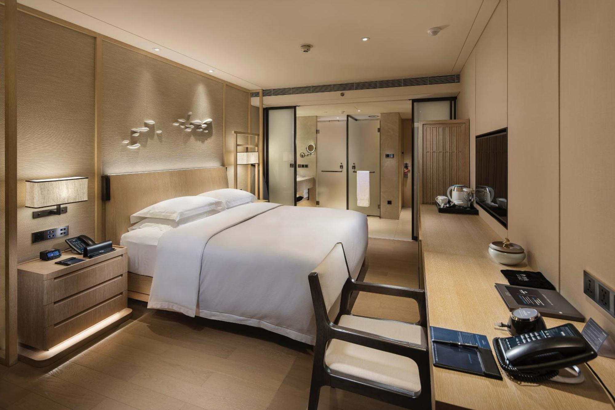 Hilton Shenzhen Shekou Nanhai Экстерьер фото