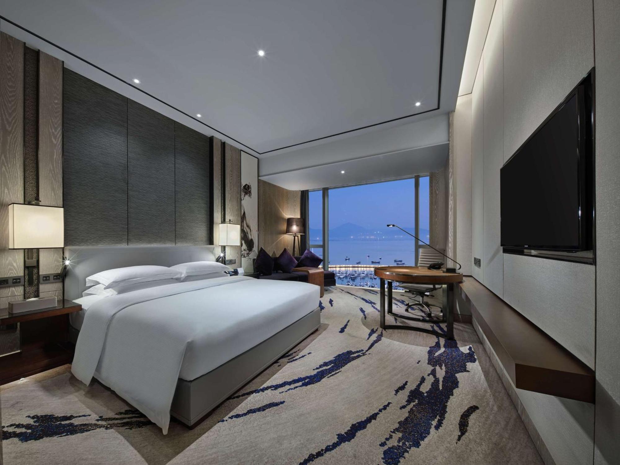 Hilton Shenzhen Shekou Nanhai Экстерьер фото