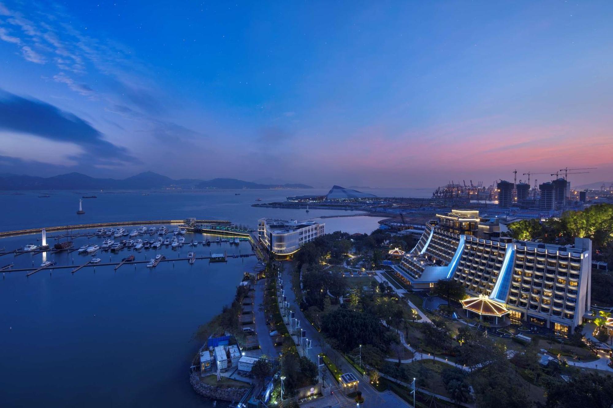Hilton Shenzhen Shekou Nanhai Экстерьер фото