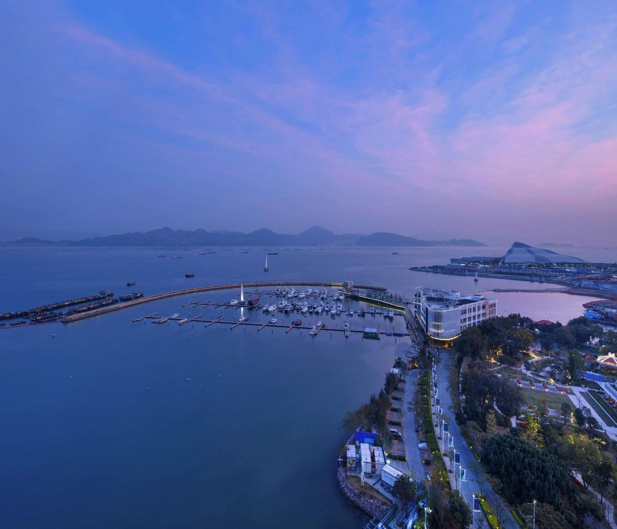 Hilton Shenzhen Shekou Nanhai Экстерьер фото